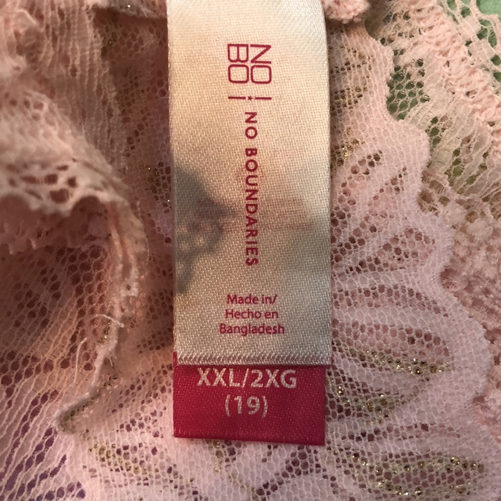Plus size thongs - Picture 4 of 7